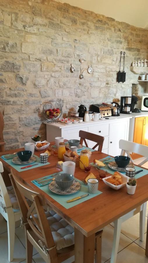 Le Mas de Carrié Bed and Breakfast Parisot  Exterior foto